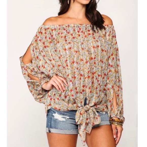 floral print off shoulder blouse - Picture 2 of 3